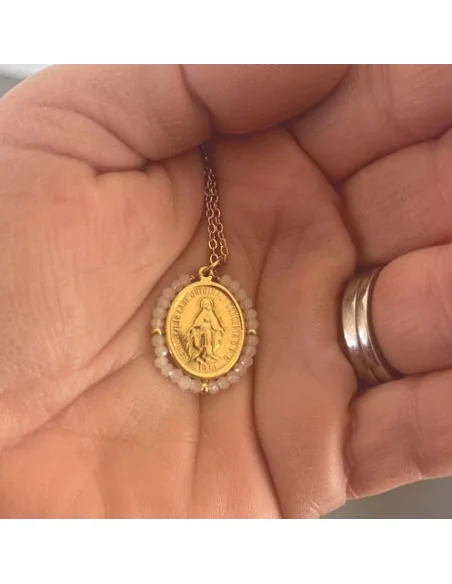 Médaille miraculeur perles rose poudré