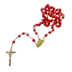 Chapelet doré avec perles en verre recyclé - Rouge