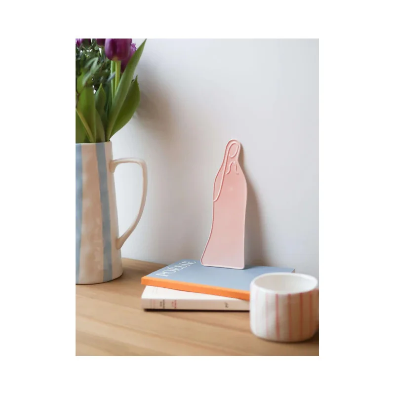 Vierge Céramique Murale – Rose Poudré