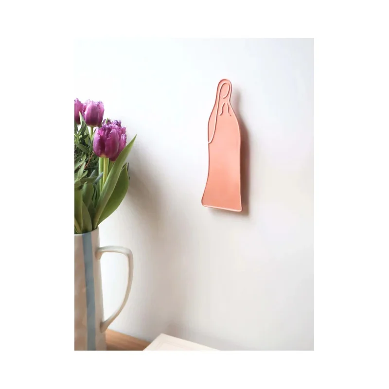 Vierge Céramique Murale – Rose Poudré