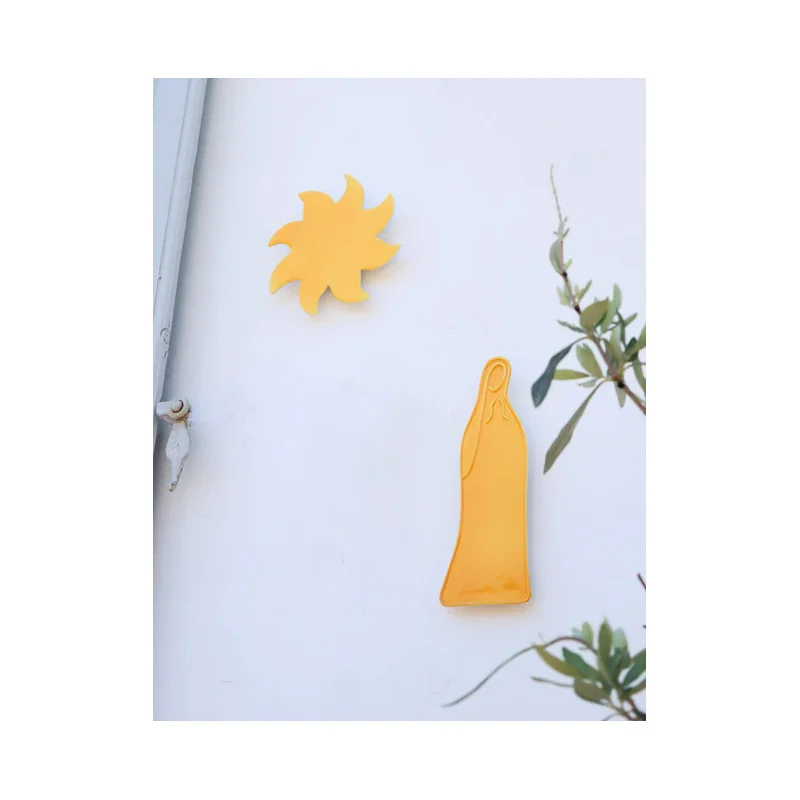 Vierge Céramique Murale – Jaune Citron