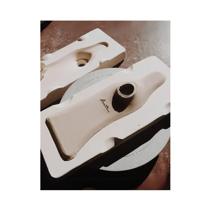 Vierge Céramique Murale – Jaune Citron