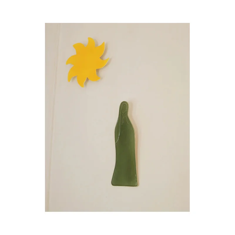 Vierge Céramique Murale – Vert Olive