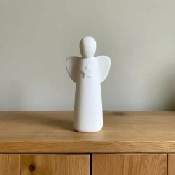 Crèche Emany - Ange à l'étoile | Comptoir Religieux