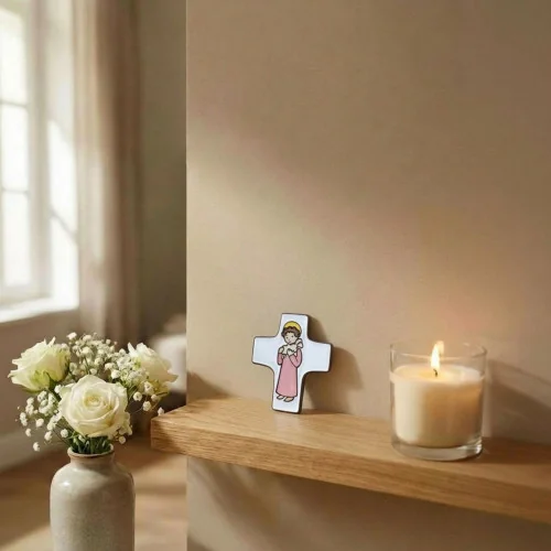 Croix Céramique "Fille et Agneau de Dieu" Rose | Comptoir Religieux