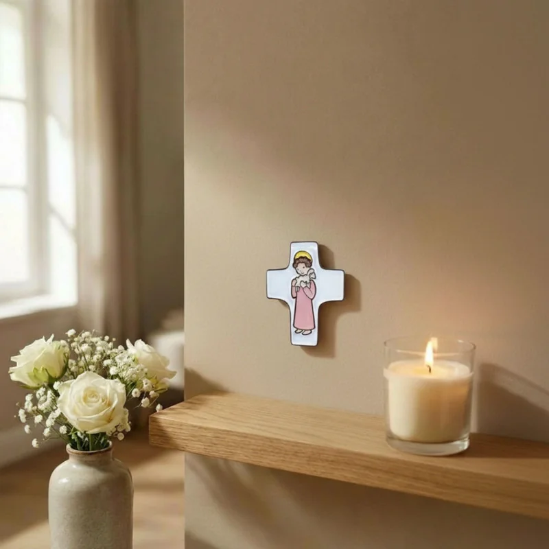 Croix Céramique "Fille et Agneau de Dieu" Rose | Comptoir Religieux