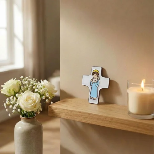 Croix céramique "garçon et agneau de Dieu" blanche| Comptoir Religieux