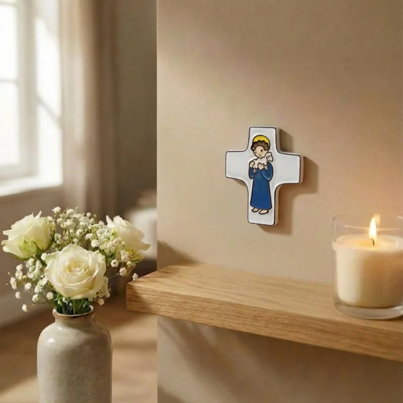 Croix céramique \"garçon et agneau de Dieu\" | Comptoir Religieux