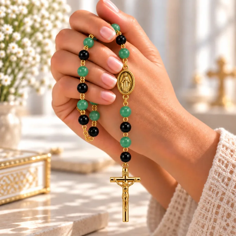 Chapelet en verre violet en chaine argentée | Comptoir Religieux