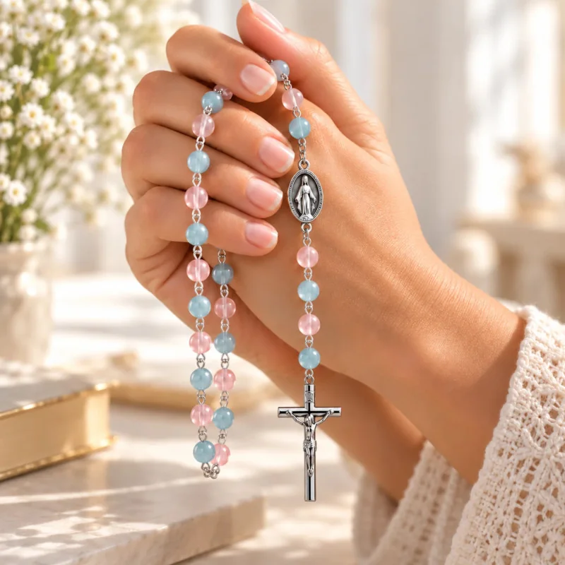 Chapelet en verre violet en chaine argentée | Comptoir Religieux