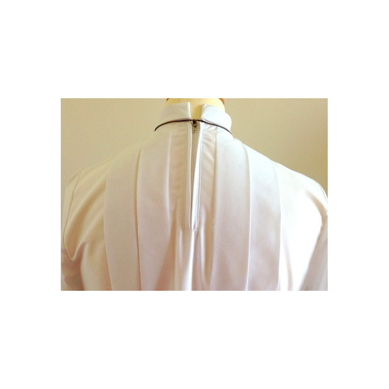 Aube, robe de communion 160cms