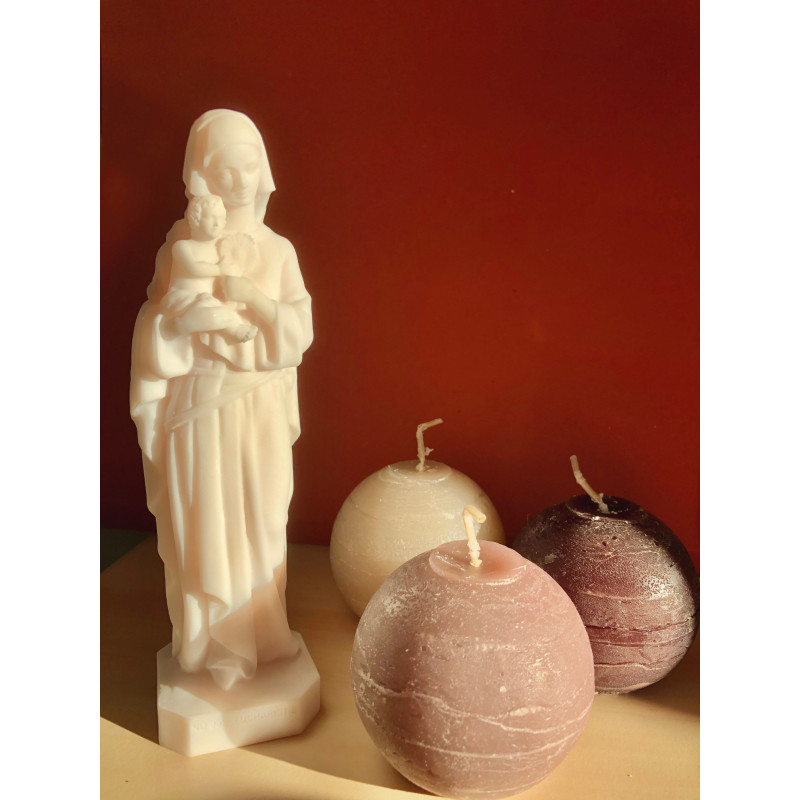 Statue Notre Dame de l'Eucharistie en albâtre - 17cm