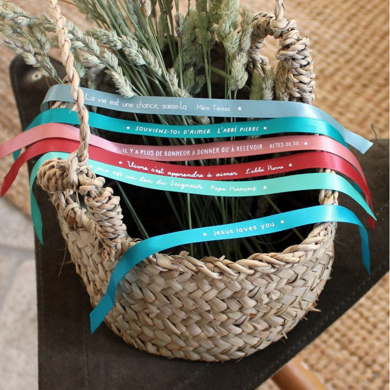 ruban vert canard "Jésus loves you"