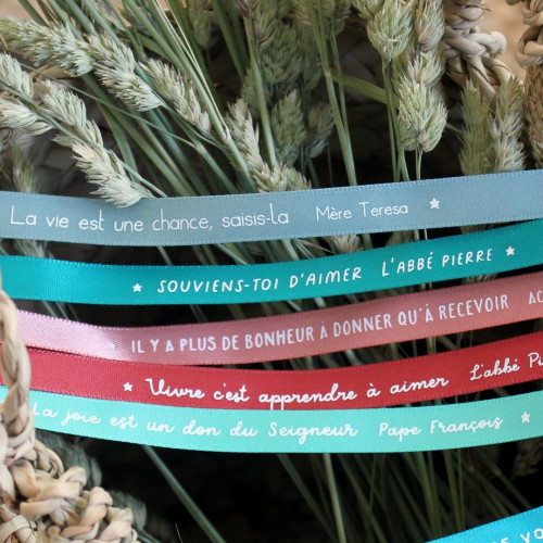 ruban vert canard "Jésus loves you"