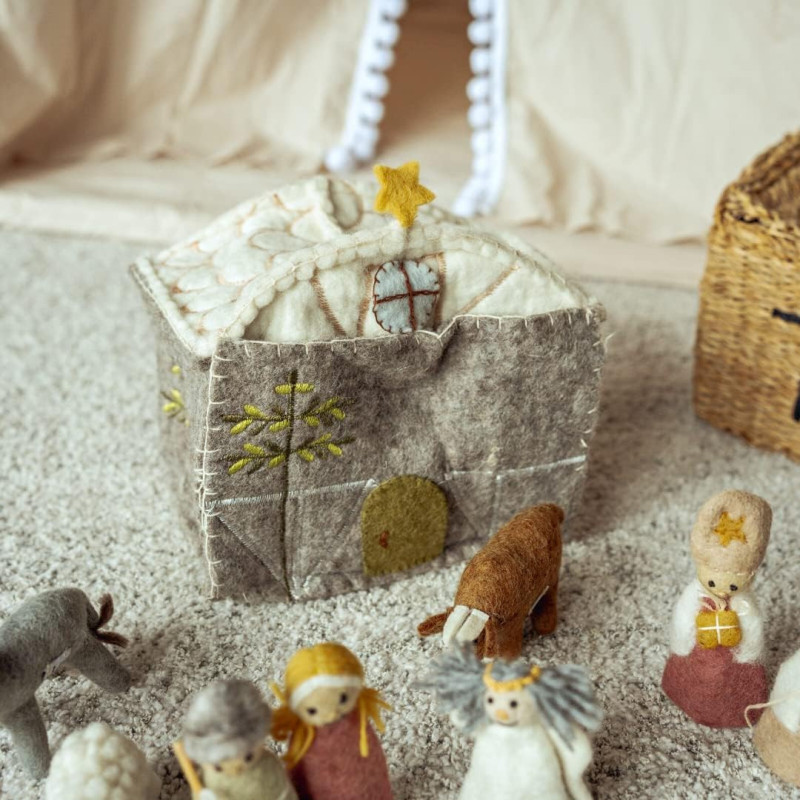 étable de crèche en feutre